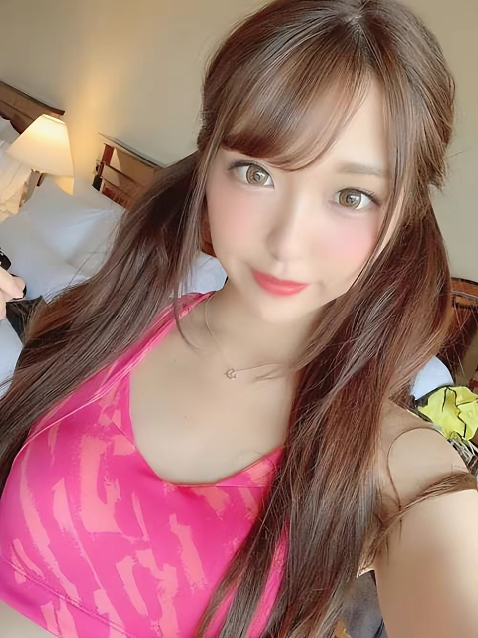 网友:日本女星木下日葵,大眼睛大长腿身材婀娜,成为新一代宅男女神